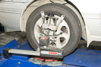 Wheel alignment head  on Wheel 330